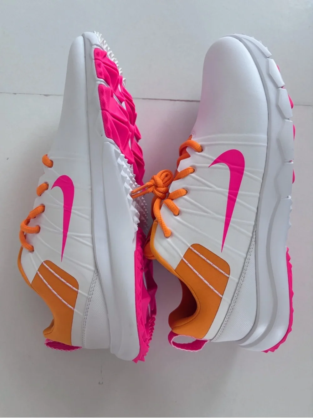 Brand new Nike Ladies Pro Golf Shoes - Picture 2 of 5